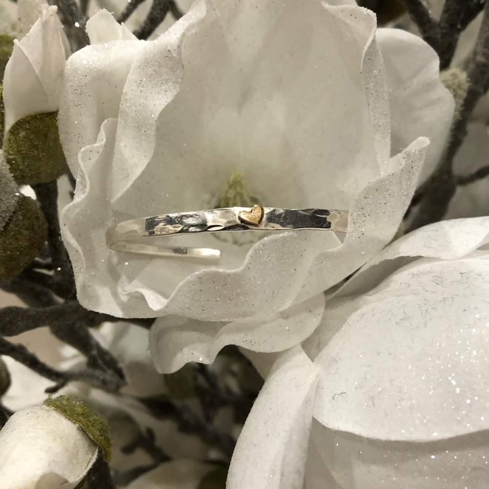 NIP! Beautiful! Hammered Sterling Silver Cuff Bracelet with a Mini Gold Heart